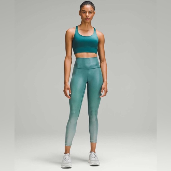 Lululemon Wunder Train High-RiseTight 25" Foil
Gradient Forest_Storm Teal size 4 - Picture 8 of 8